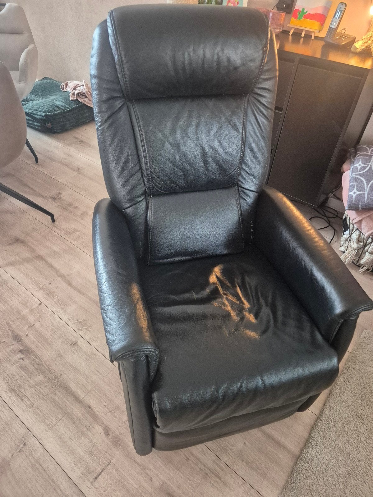 Werkende zwarte leren sta-op stoel, gebruikt, Ophalen, Gebruikt, 75 tot 100 cm, Leer