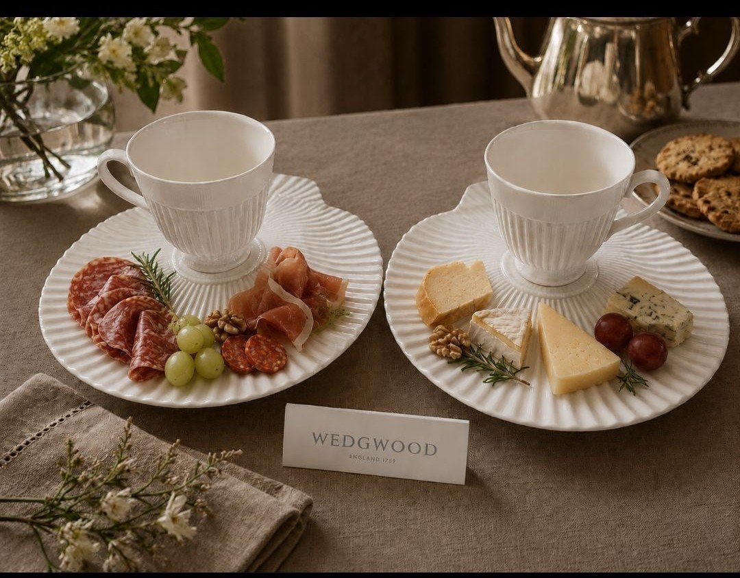 Uniek schelpbord + origineel kopje 9 sets snack plates, Klassiek, Ophalen of Verzenden, Zo goed als nieuw, Kop(pen) en/of Schotel(s)