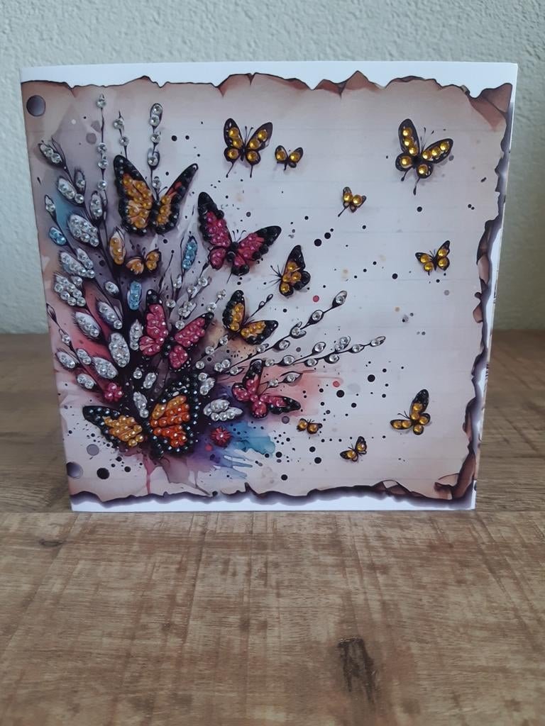 Diamond painting vlinders wenskaart, Hobby en Vrije tijd, Kaarten | Zelfgemaakt, Ophalen of Verzenden, Zo goed als nieuw, Natuur