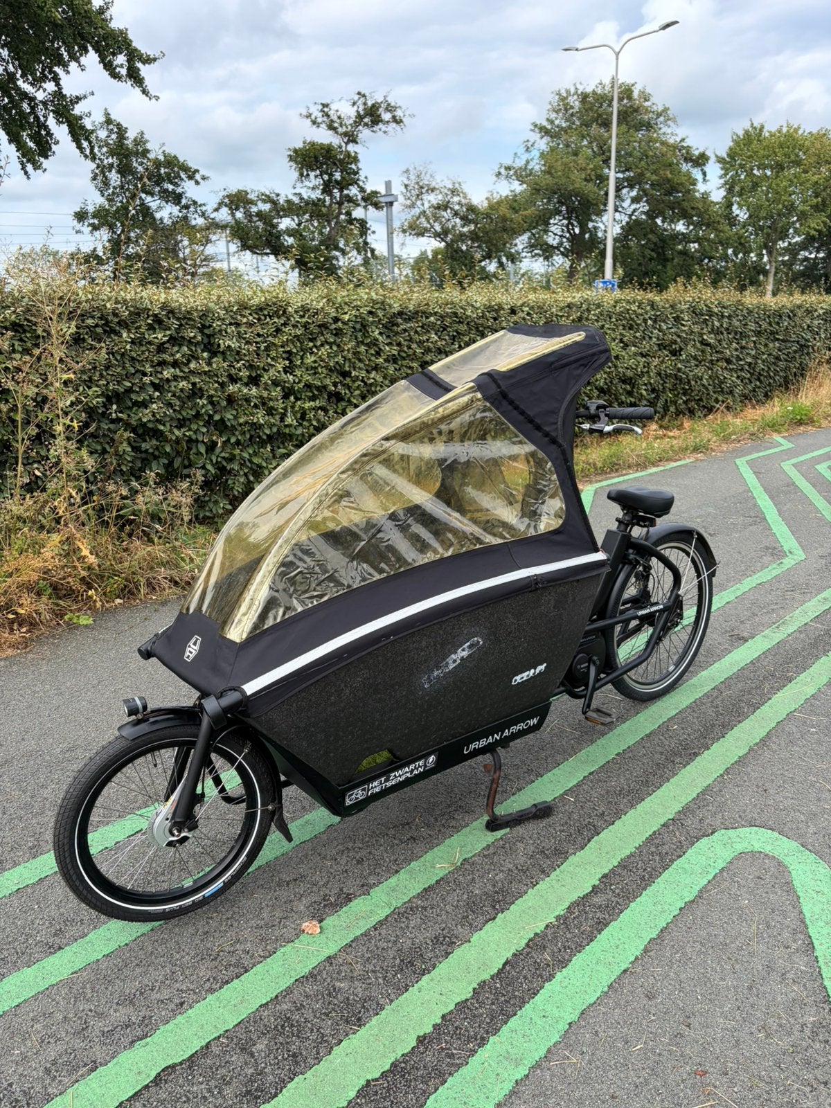 Urban Arrow Family bakfiets - Bosch Active Line Plus - 2021, Fietsen en Brommers, Fietsen | Bakfietsen, 4 kinderen of meer, Gebruikt