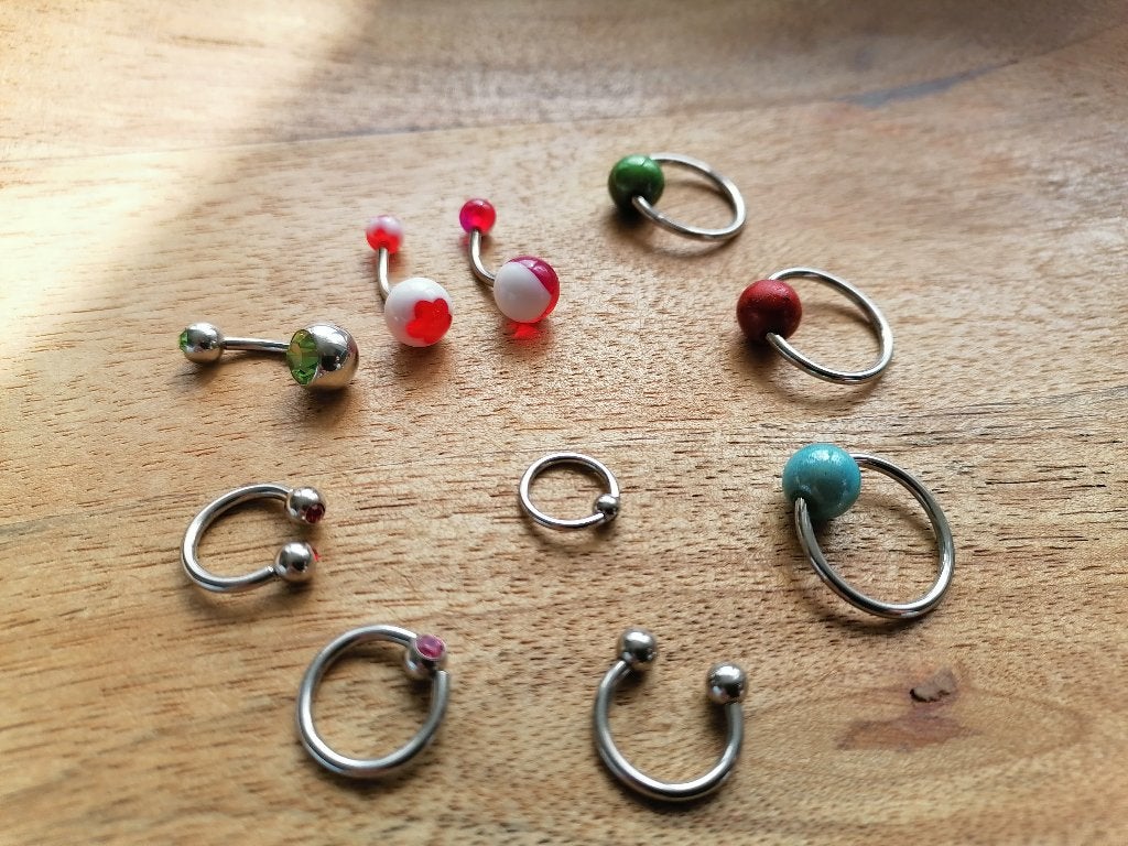 Nieuwe navel piercing diverse varianten, Verzenden, Nieuw, Staal, Navelpiercing