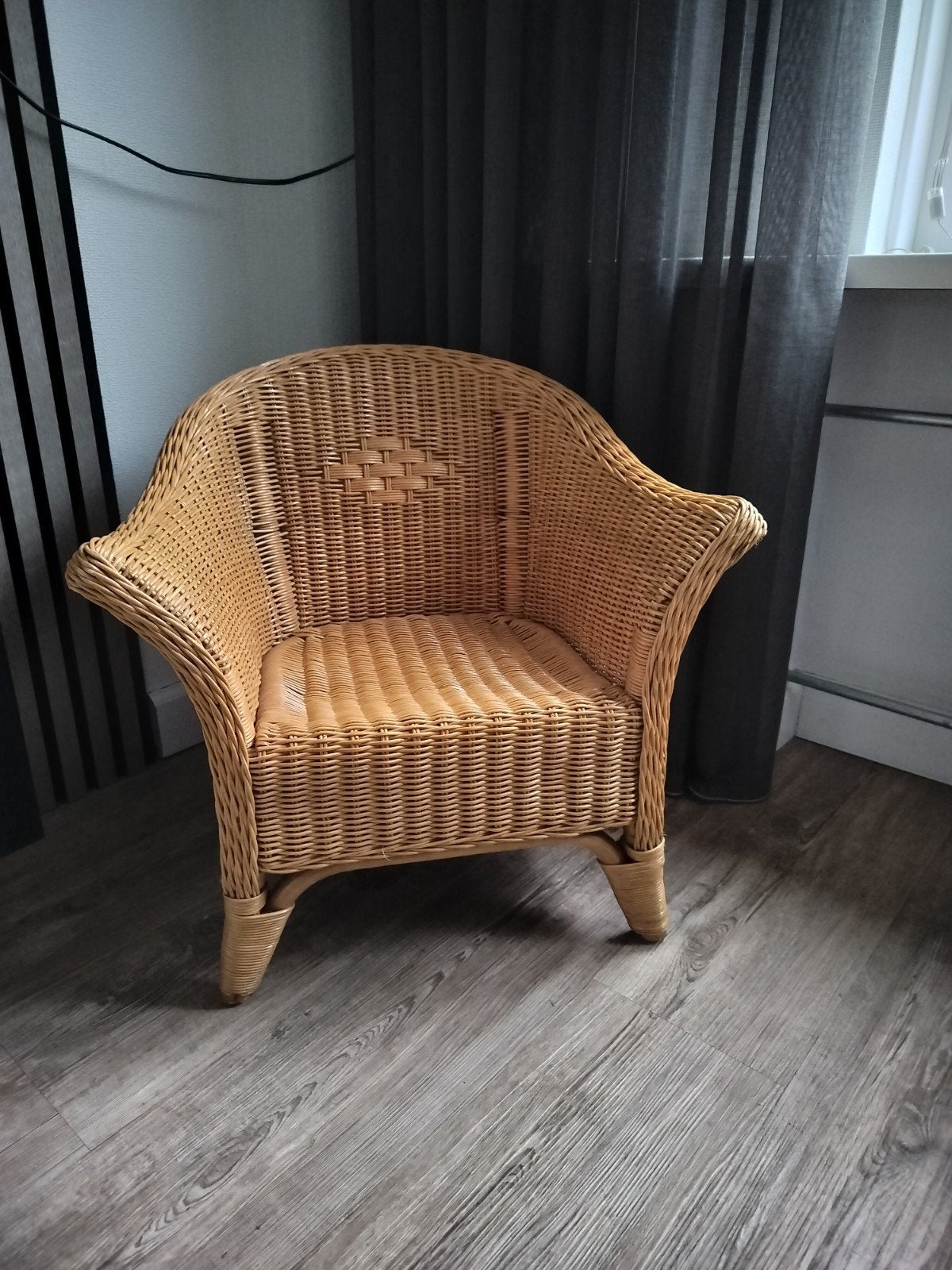 Rotan/rieten stoel voor kleine kinderen, Ophalen, Zo goed als nieuw, Stoel(en)