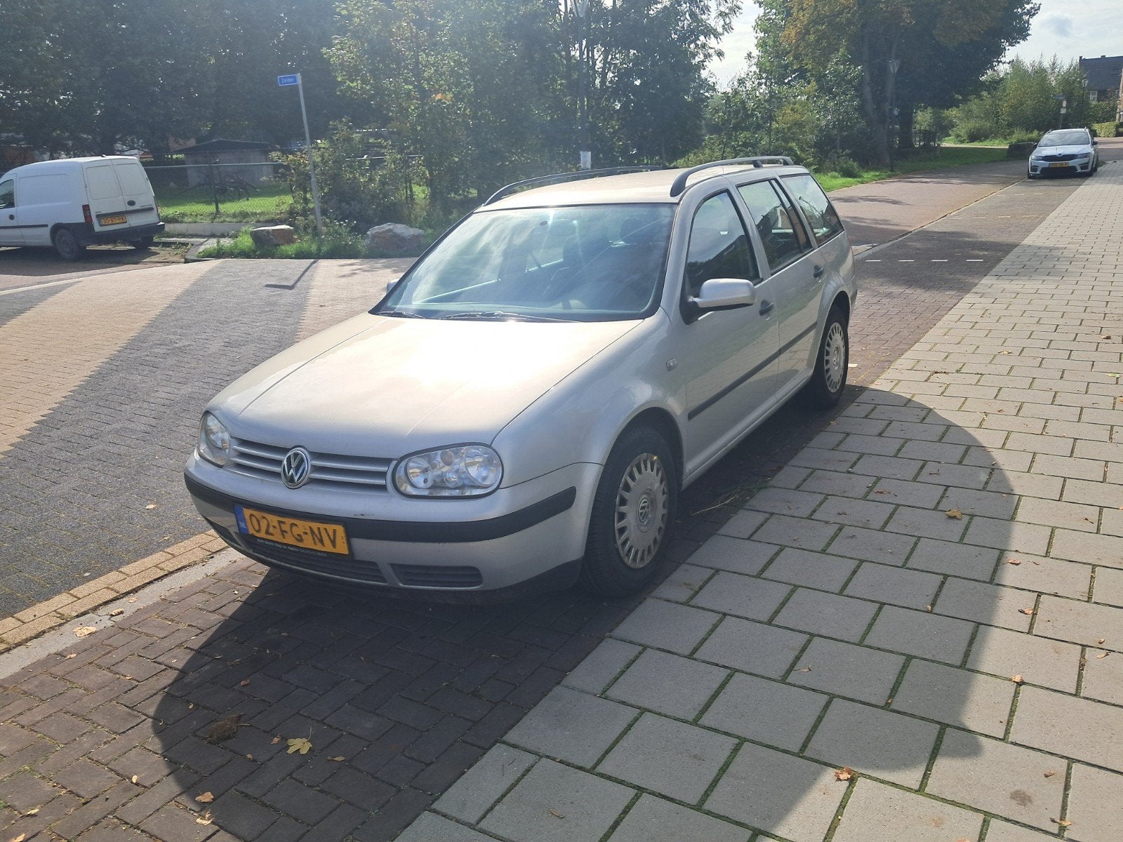 Volkswagen Golf 1.6 Variant 74KW 2000 Grijs, 4 cilinders, 1153 kg, 100 pk, Handgeschakeld
