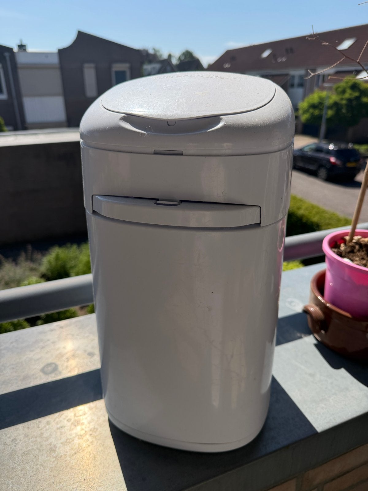 Litter locker, Ophalen, Gebruikt, Gesloten
