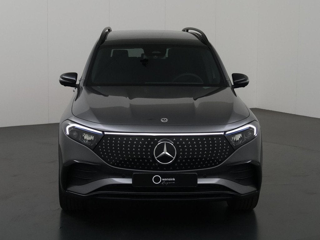 Mercedes-Benz EQB 250+ AMG Line | Night | Panoramadak | Head, Auto's, Mercedes-Benz, 2005 kg, Gebruikt, 435 min, Origineel Nederlands