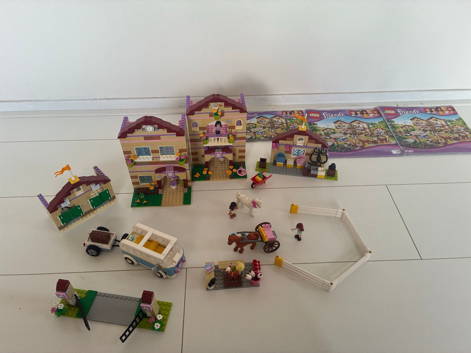 Lego Friends 3185 Summer Riding Camp - Complete Set, Kinderen en Baby's, Lego, Friends, Ophalen of Verzenden, Zo goed als nieuw