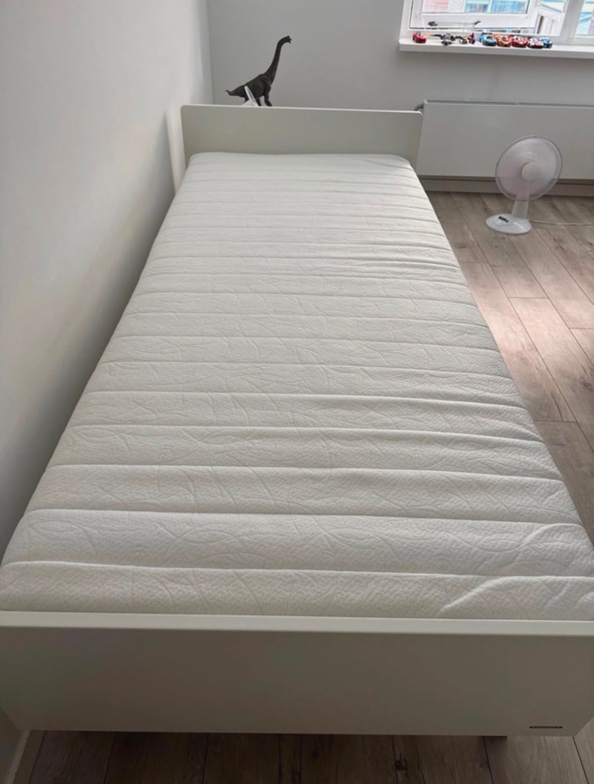 bed em nachtkastje, Huis en Inrichting, Slaapkamer | Bedden, 90 cm, Eenpersoons, Wit, Ophalen of Verzenden