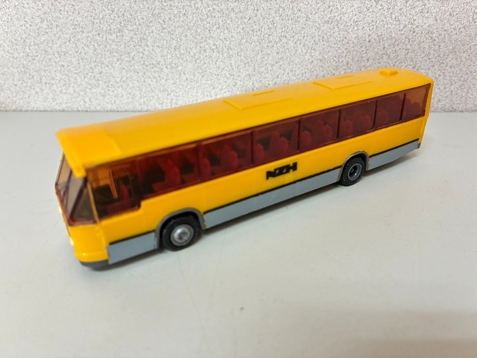 Den Oudsten fabrieksmodel Streekbus 1986 Limocars puntgaaf, Ophalen of Verzenden, Zo goed als nieuw, Bus of Vrachtwagen