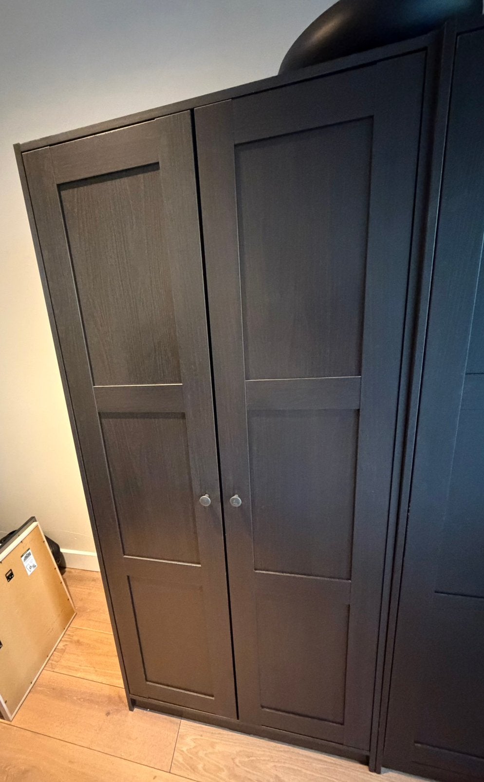 IKEA Kledingkast RAKKESTAD Zwartbruin - Zo goed als nieuw, Huis en Inrichting, Kasten | Kledingkasten, Ophalen, 50 tot 100 cm