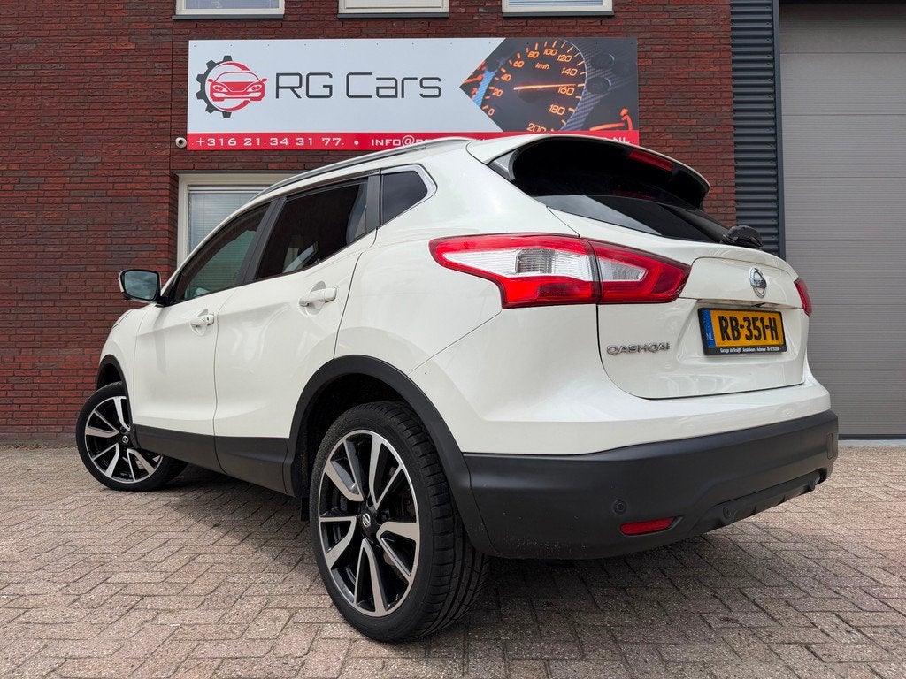 Nissan Qashqai 1.2 Tekna / Pano / Leder / Navi / Camera / PD, Auto's, Nissan, Voorwielaandrijving, Gebruikt, 4 cilinders, Met garantie (alle)