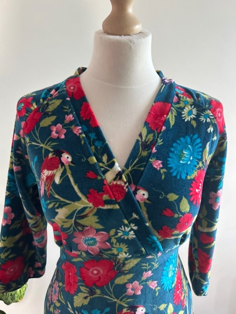 King Louie maat M velvet cross jurk 3491, Kleding | Dames, Maat 38/40 (M), Blauw, Ophalen of Verzenden, Zo goed als nieuw