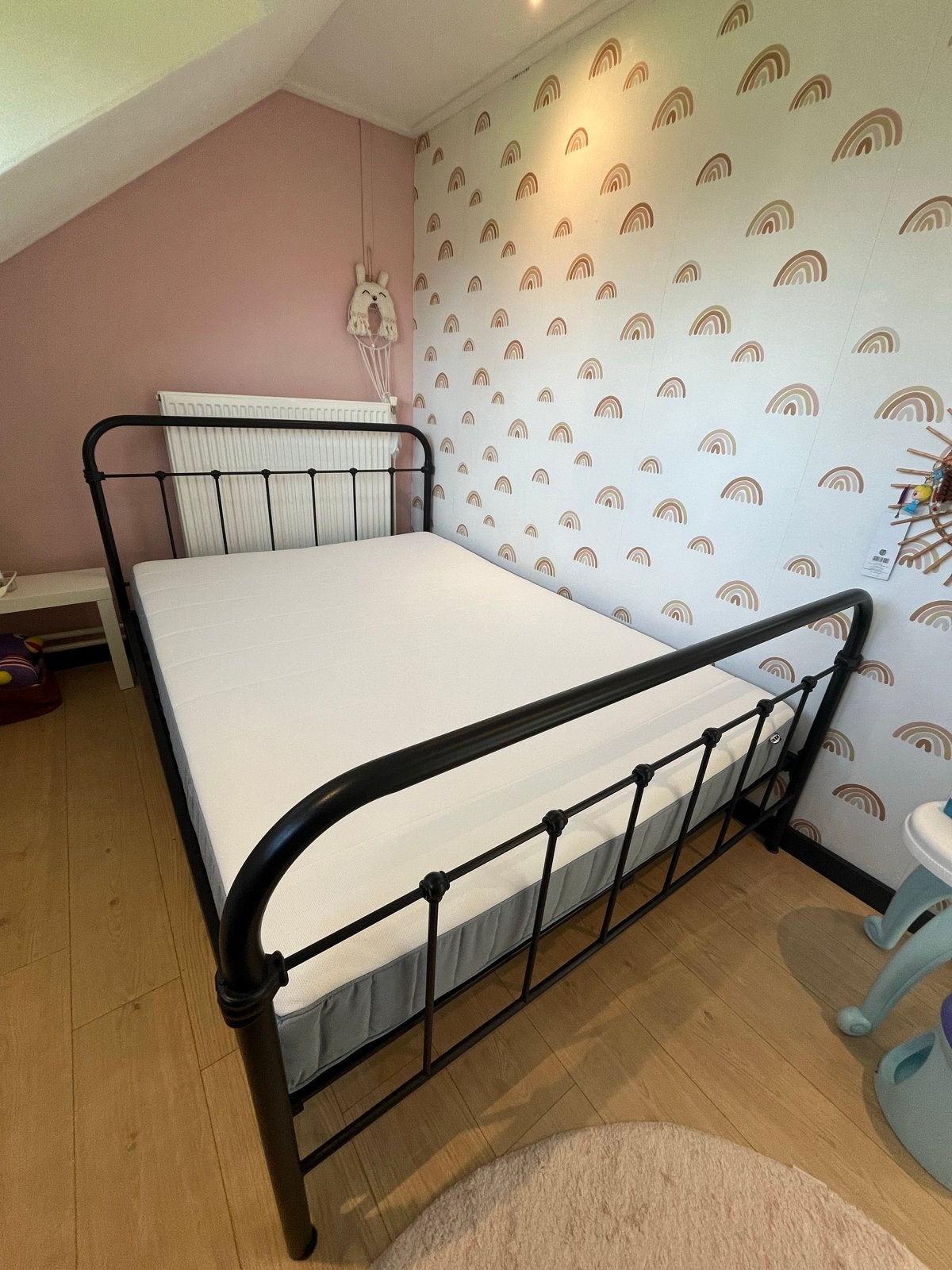 Tweepersoonsbed Anne Leen Bakker met IKEA matras 140x200, Ophalen, Zwart, Tweepersoons, 140 cm