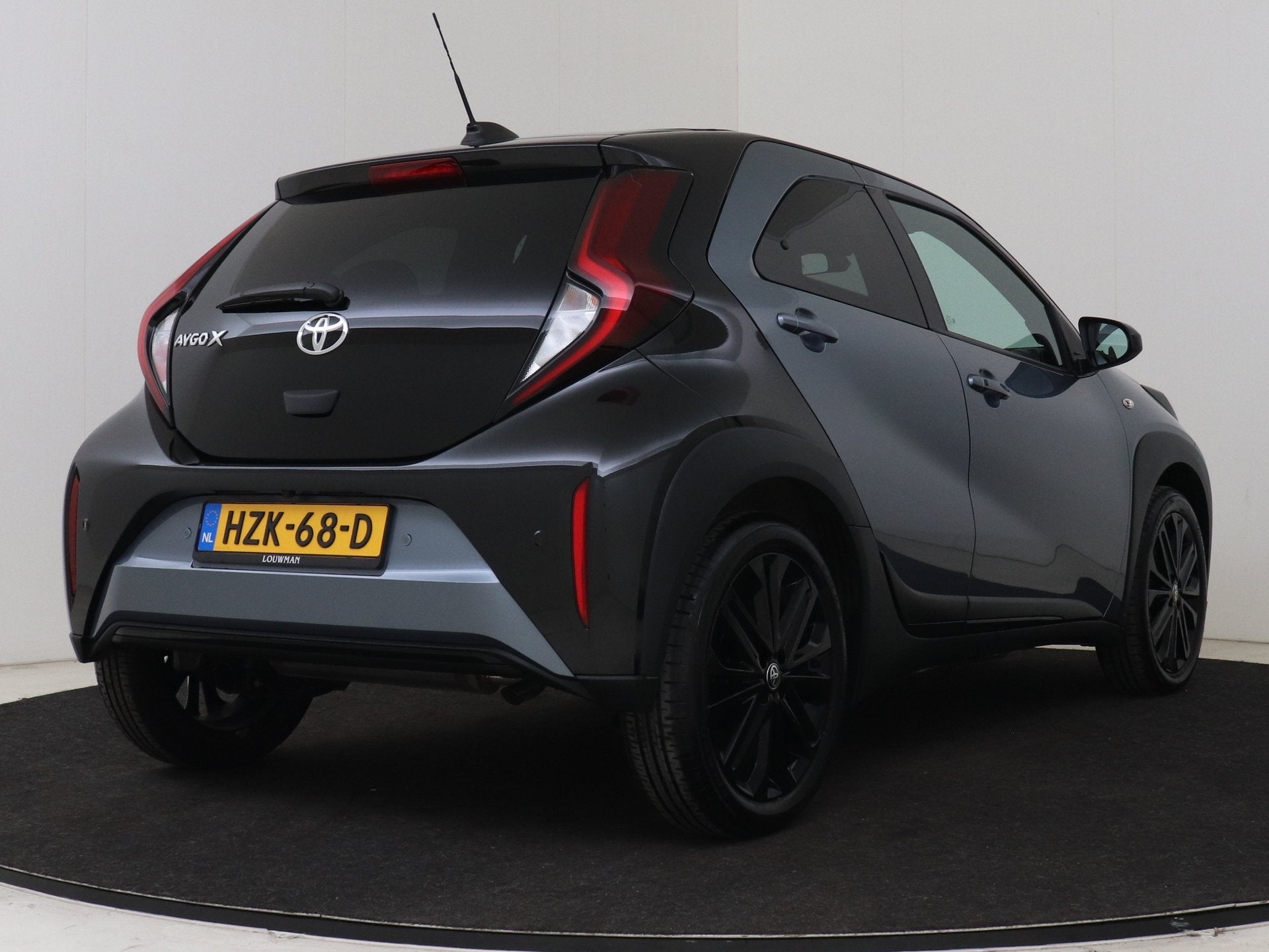 Toyota Aygo X 1.0 VVT-i MT Premium | NL dealeronderhouden |, Voorwielaandrijving, 12 maanden, Gebruikt, 4 stoelen