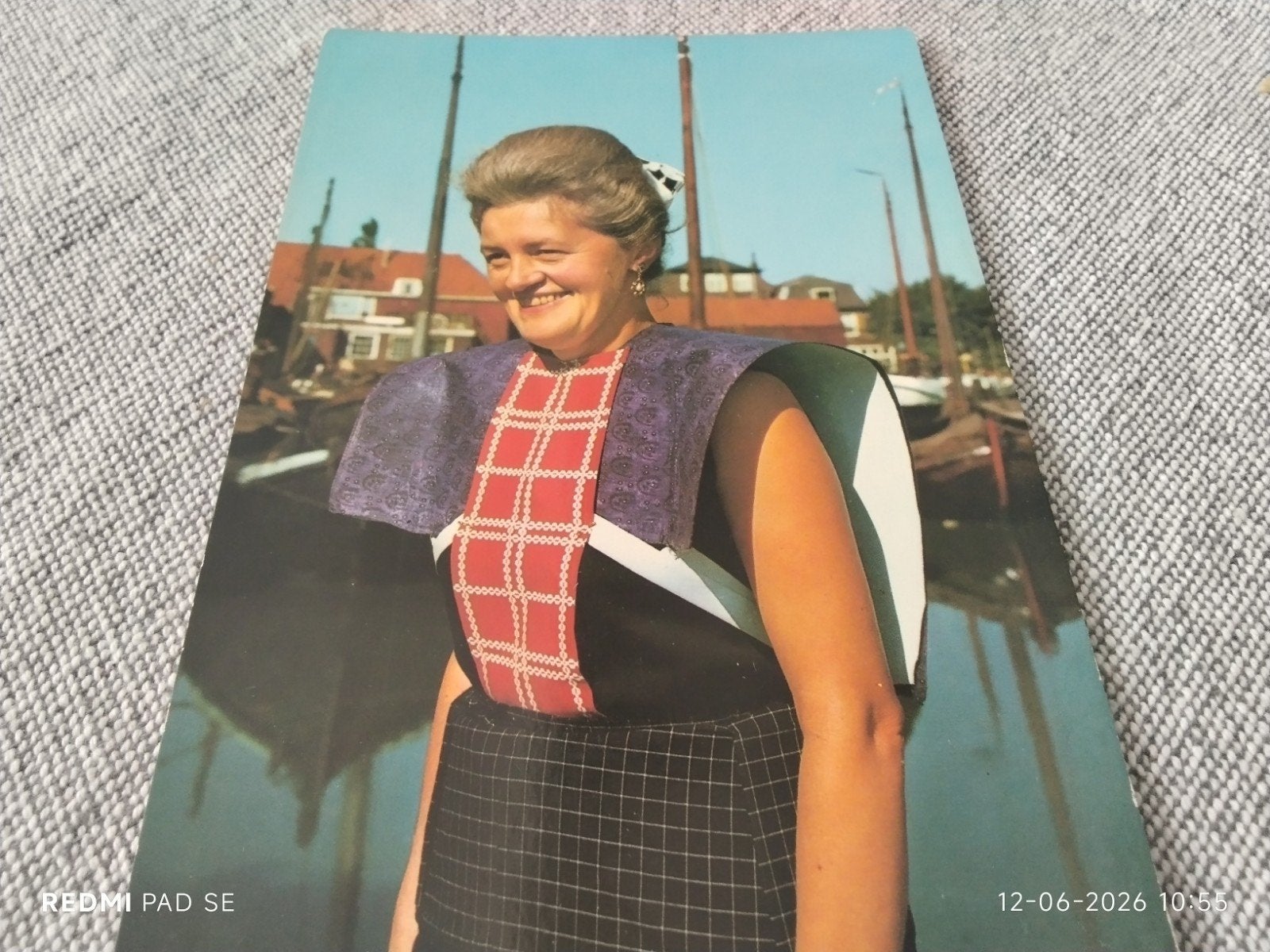Spakenburg Ansichtkaart Authentieke Klederdracht, Ophalen of Verzenden, Zeeland