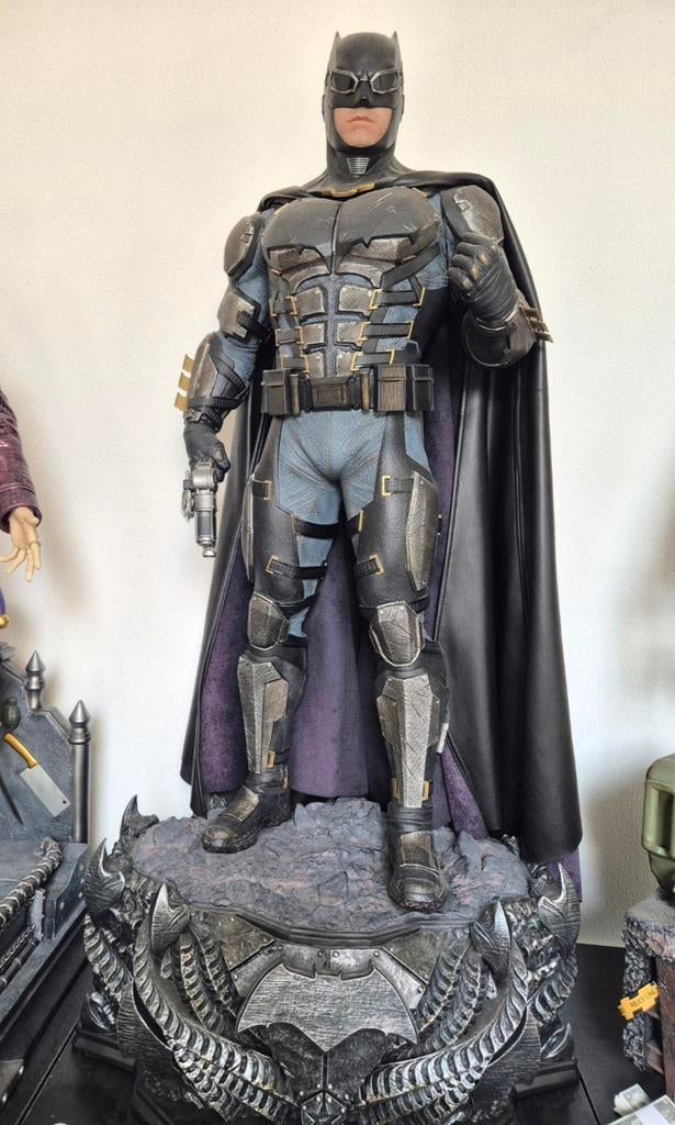 Prime One Studio justice league batman 1/3 statue, Ophalen of Verzenden, Zo goed als nieuw