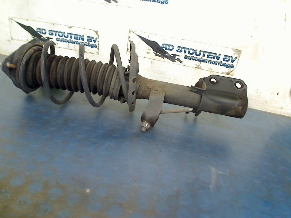 Veerpoot Links Voor Smart Forfour (453) (2014-07/..), Gebruikt, Smart Europe GmbH, Eu.corporateoffice@smart.com, Smart