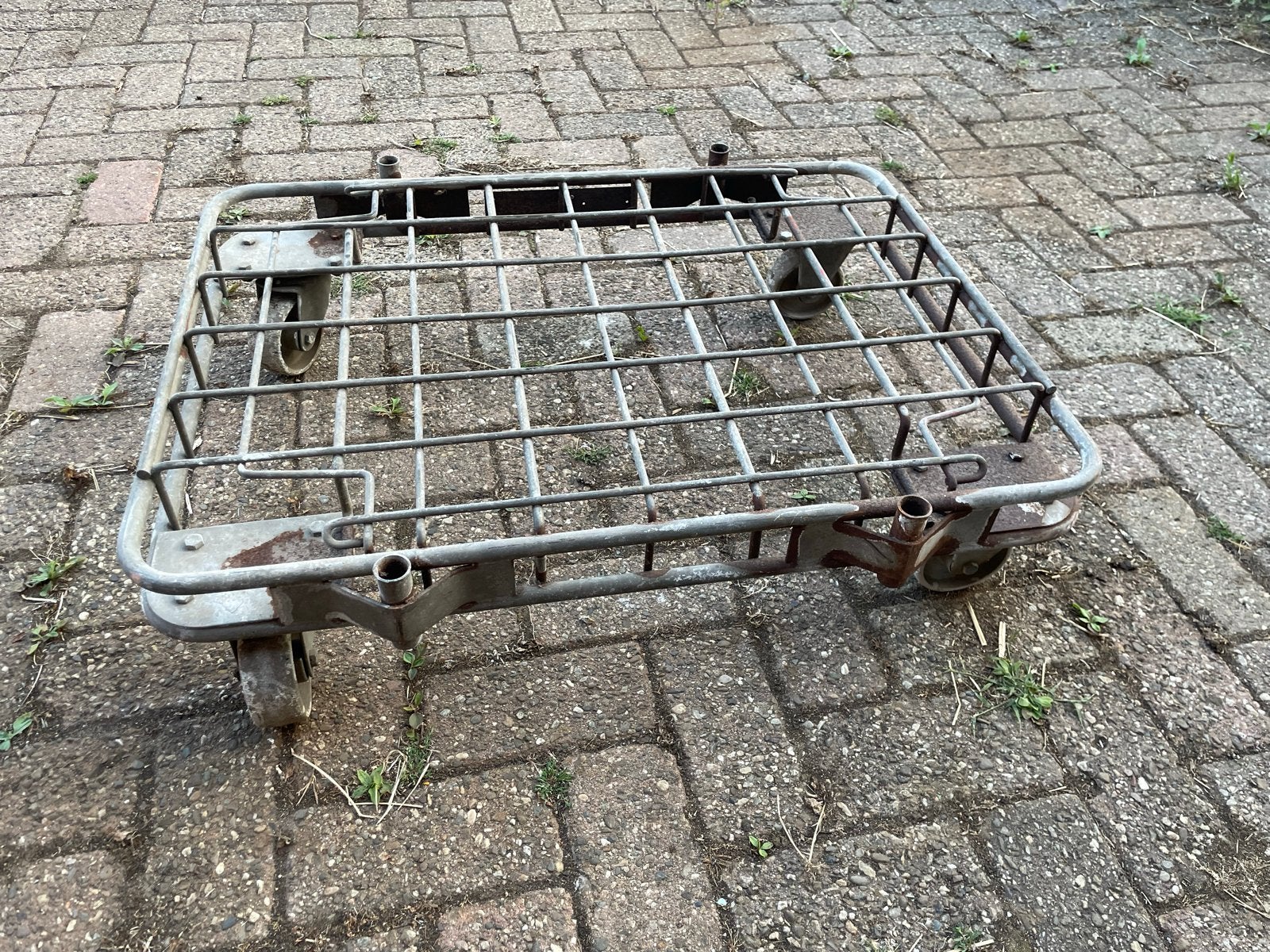 Metalen rolplateau voor transport, Ophalen