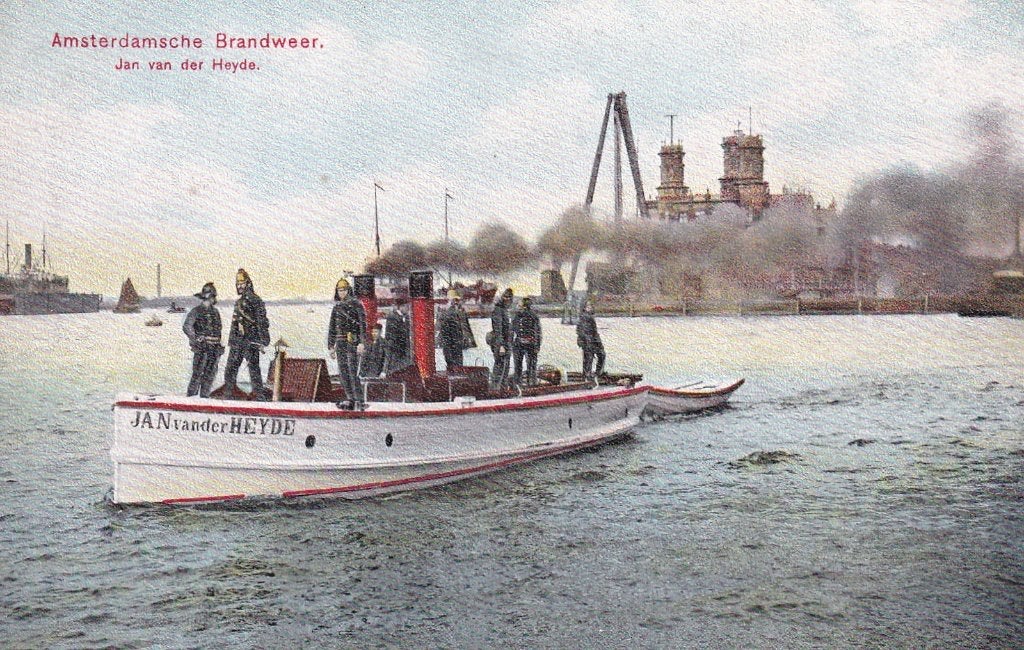 Ansichtkaart Amsterdamse Brandweerboot Jan van der Heyde, Ophalen of Verzenden, Voor 1920, Ongelopen, Noord-Holland
