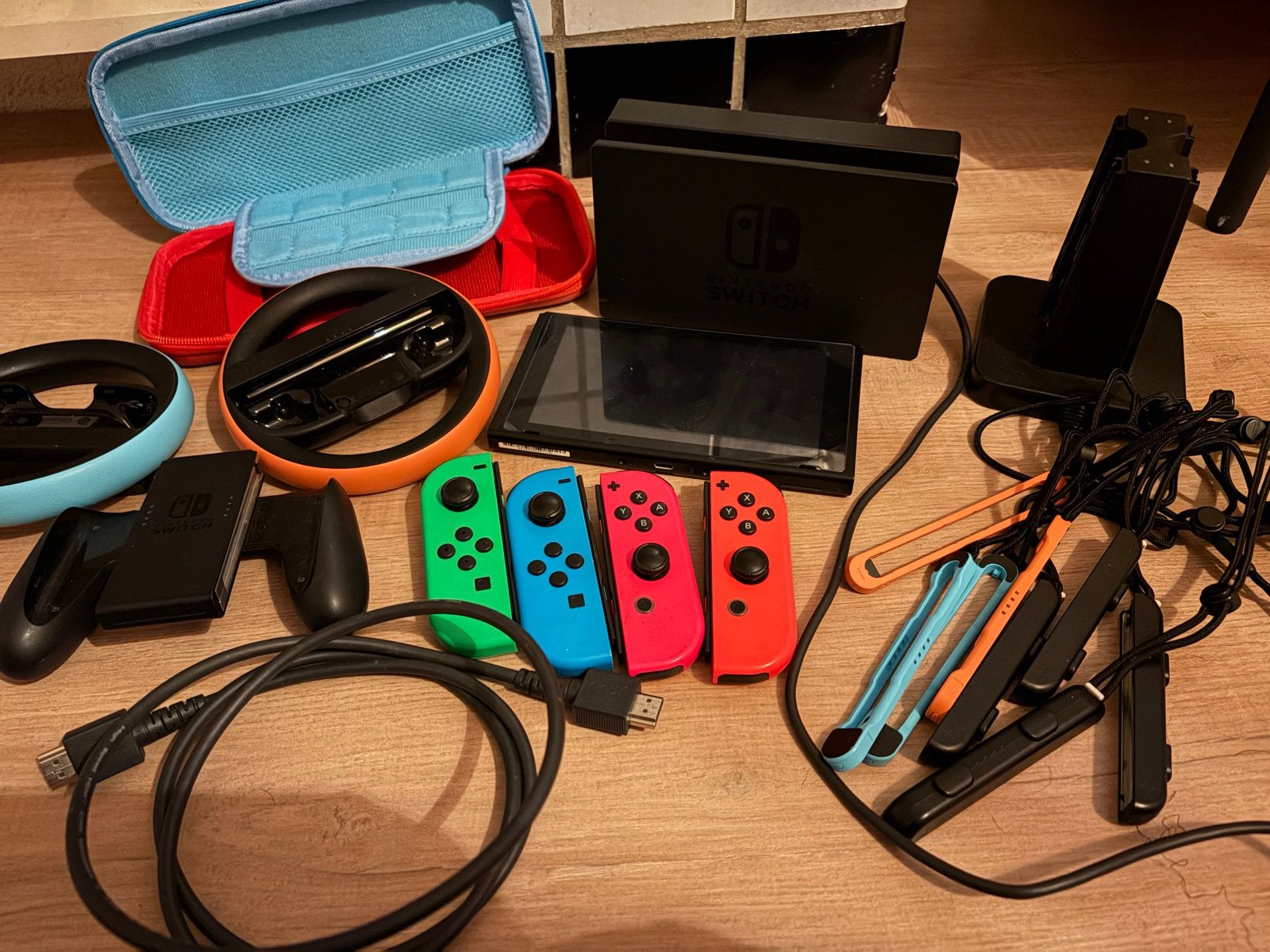 Nintendo Switch Original met veel accessoires, Ophalen, Gebruikt, Met 3 controllers of meer, Switch Original