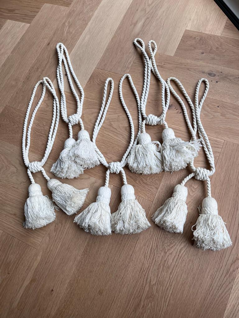 Set van 5 Crème Gordijnkwasten / Embrasses, Minder dan 50 cm, Ophalen of Verzenden, Zo goed als nieuw, Minder dan 100 cm