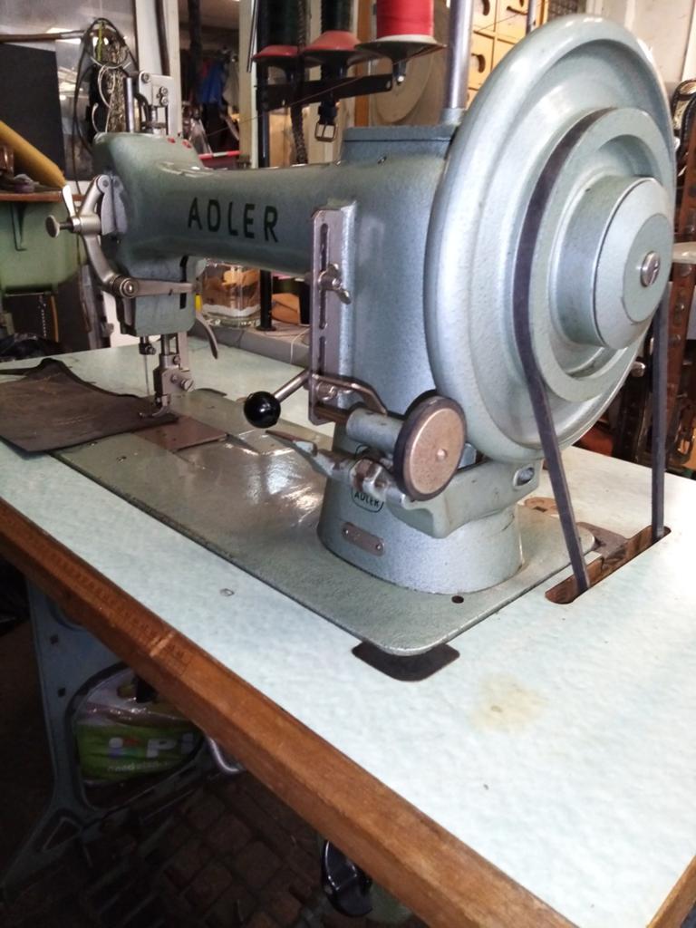 Adler 104-4 Gereviseerde Zwaardraad Tuig Leder Zadelmaker, Nieuw, Naaimachine, Industrieel, Ophalen