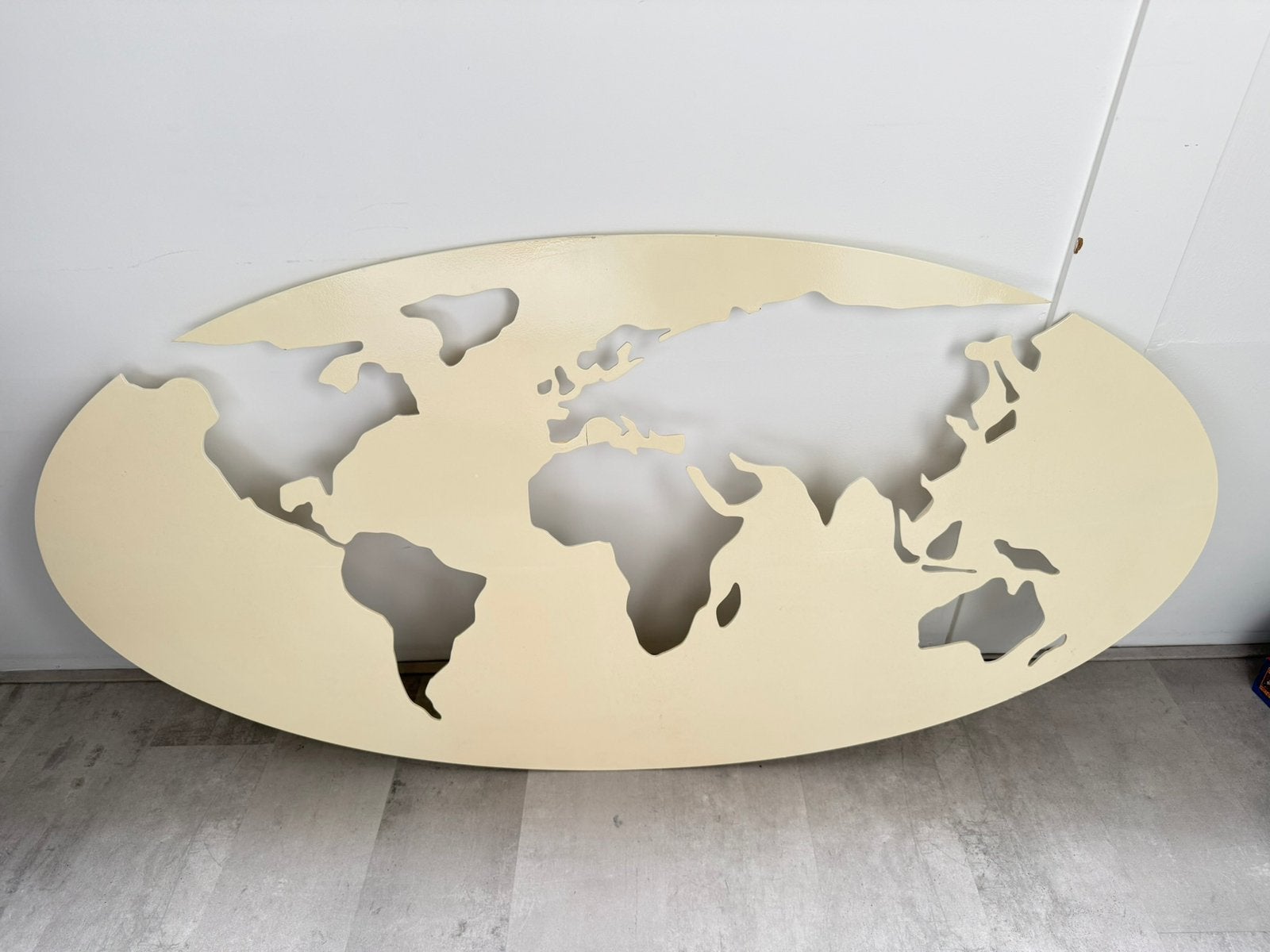 Wereldkaart wand 150 cm x 75 cm € 15,-, Ophalen, Gebruikt, Industrieel, Hout