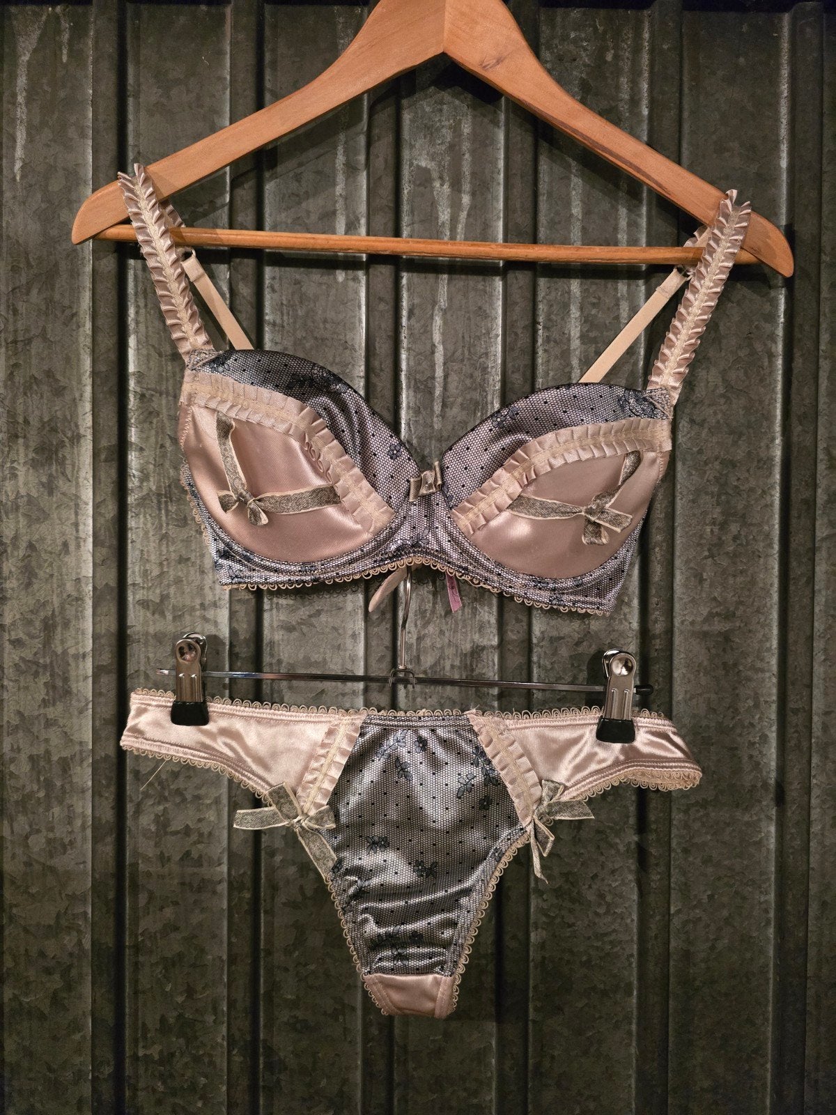 Luxe Lingerie Set: BH en String in Roze/Zilver, Onbekend, Verzenden, Roze, Setje