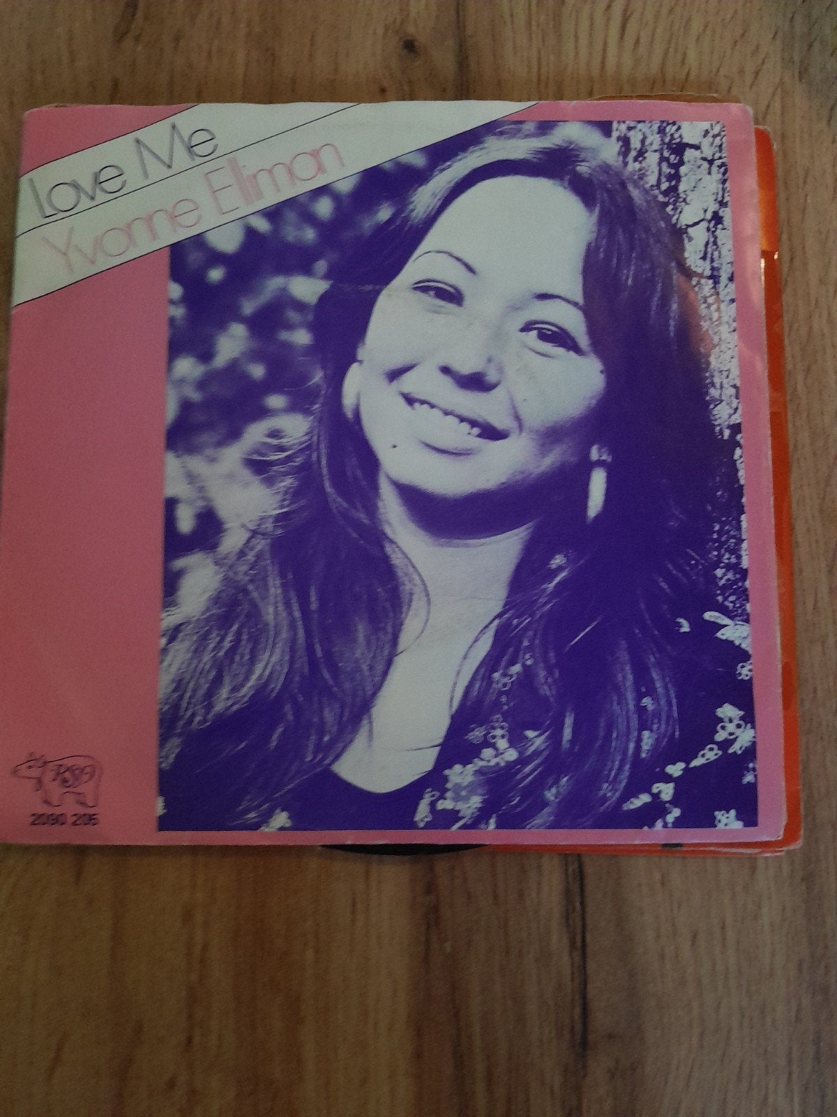 Yvonne elliman 7inch love me, Ophalen of Verzenden, Zo goed als nieuw, Pop