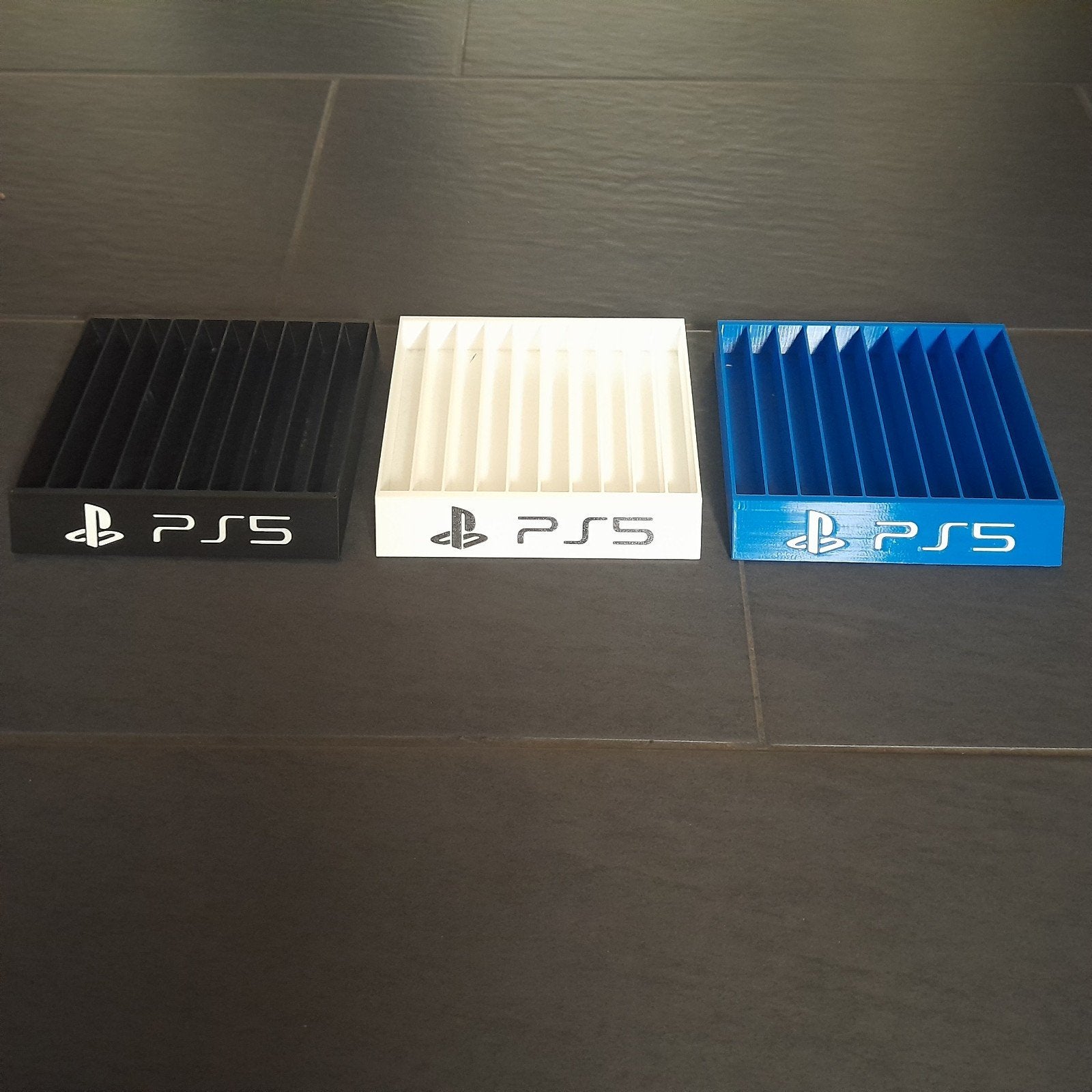 PS5 Gamehouder - Exclusief Spel, Ophalen of Verzenden, Zo goed als nieuw