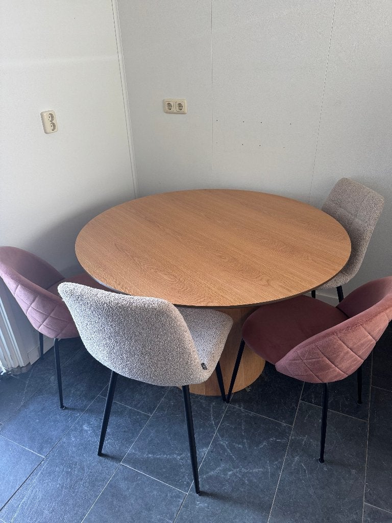 Eethoek en stoelen rond, Ophalen, Gebruikt, 4 tot 6 stoelen