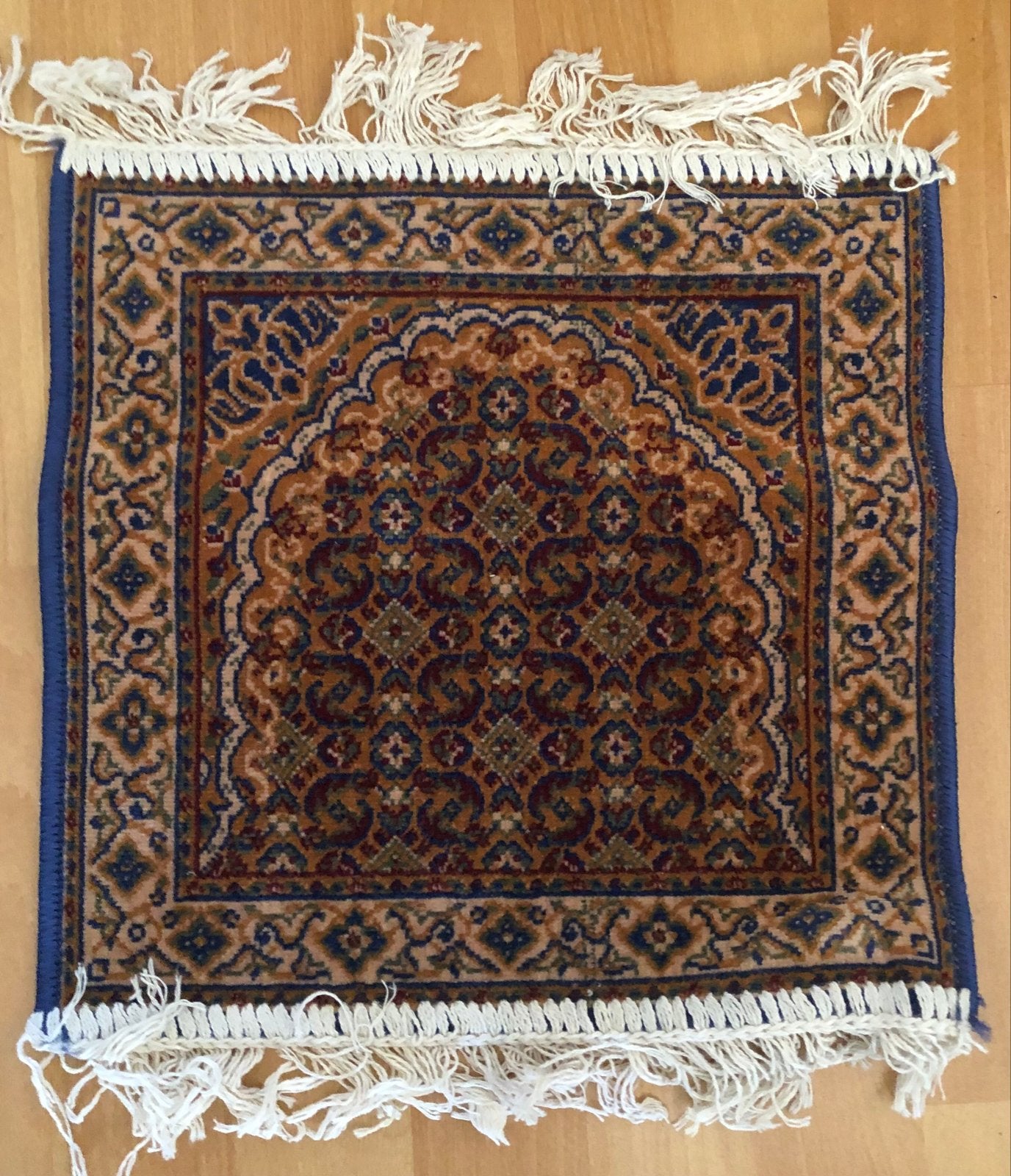 Klein vierkant tapijtmatje met oosters patroon, Verzamelen, Ophalen of Verzenden, Zo goed als nieuw, Islam