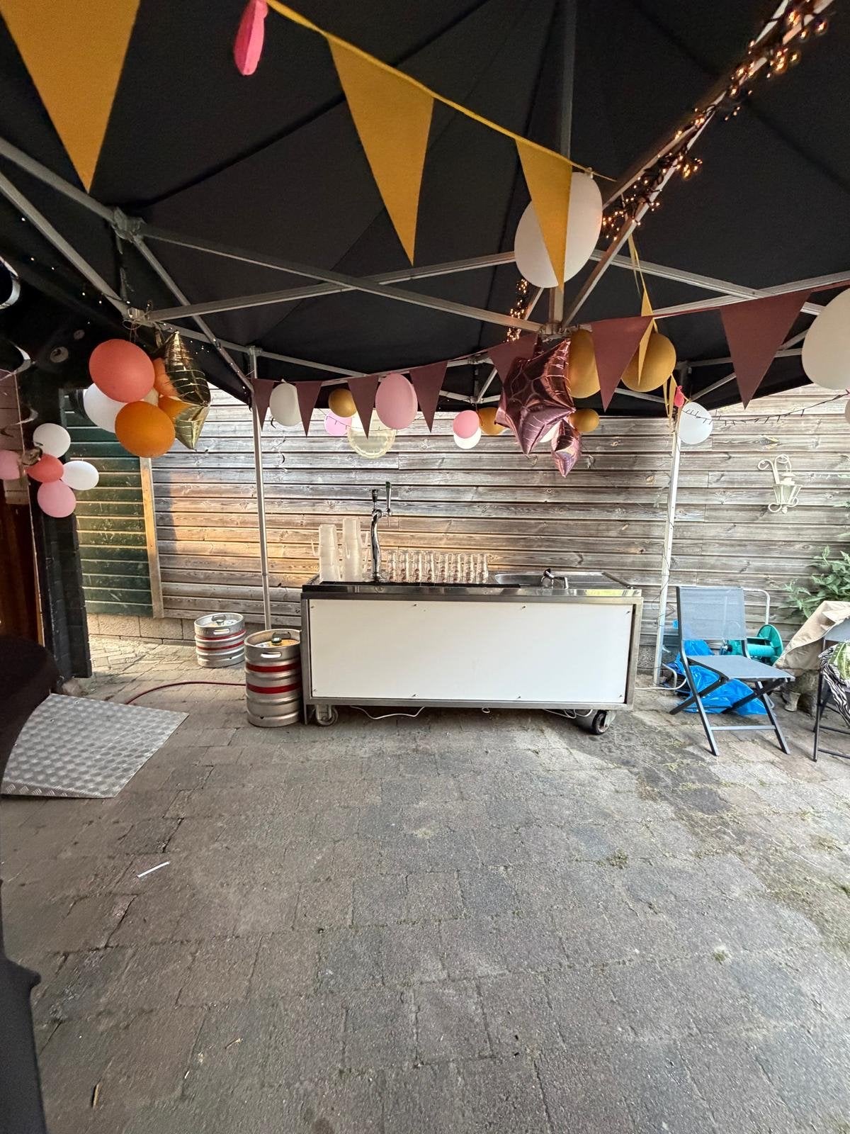 Mobiele bar te huur, Ophalen