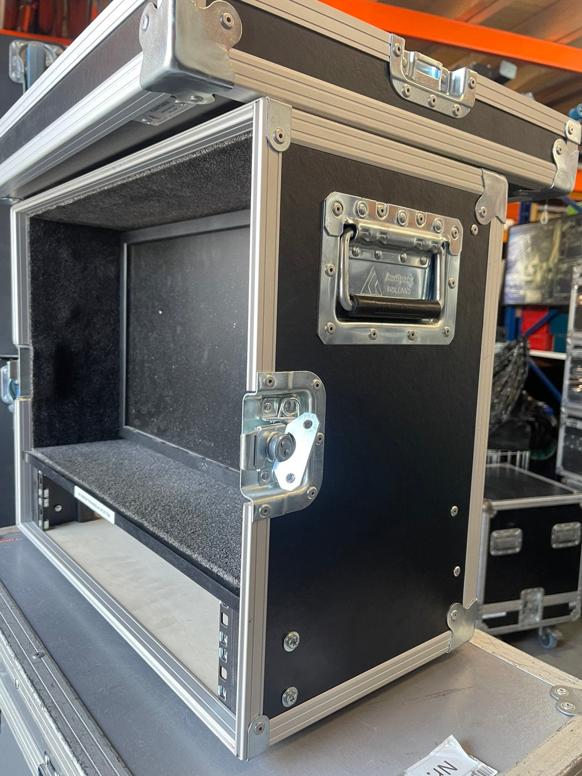 AUDIPACK FLIGHTCASE Incl Scherm afkijk monitor + Stroom/Utp, Ophalen, Zo goed als nieuw, Overige instrumenten, Flightcase