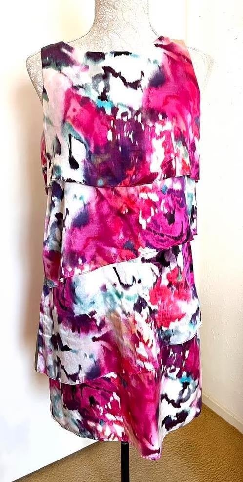 Tahari jurk maat 38, Kleding | Dames, Jurken, Zo goed als nieuw, Maat 38/40 (M), Roze, Boven de knie, Ophalen of Verzenden
