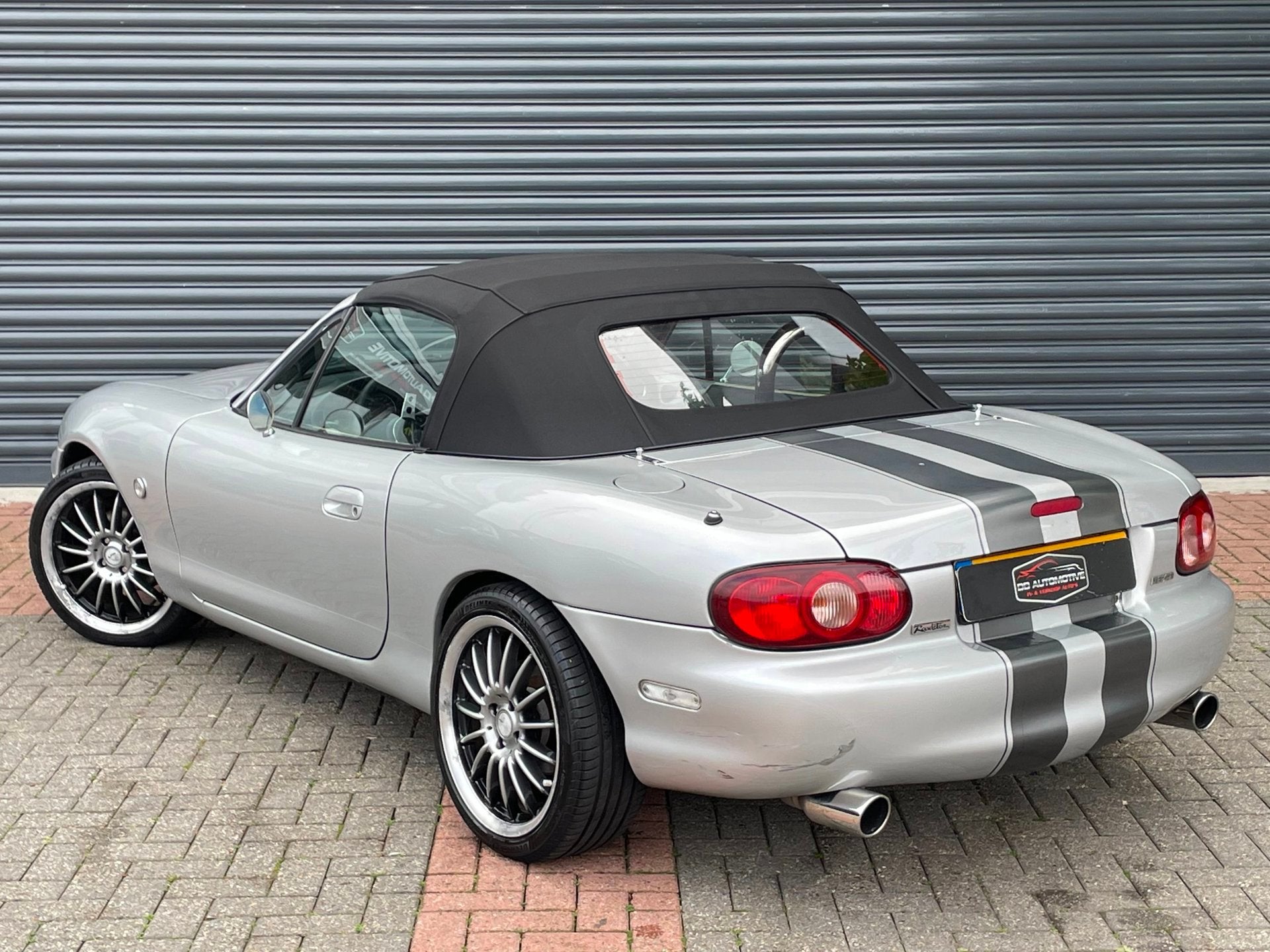 Mazda MX-5 1.6i Nieuwe Cabriodak | Elektr ramen | Rijdt gewe, Auto's, Euro 2, Achterwielaandrijving, Zwart, 4 cilinders