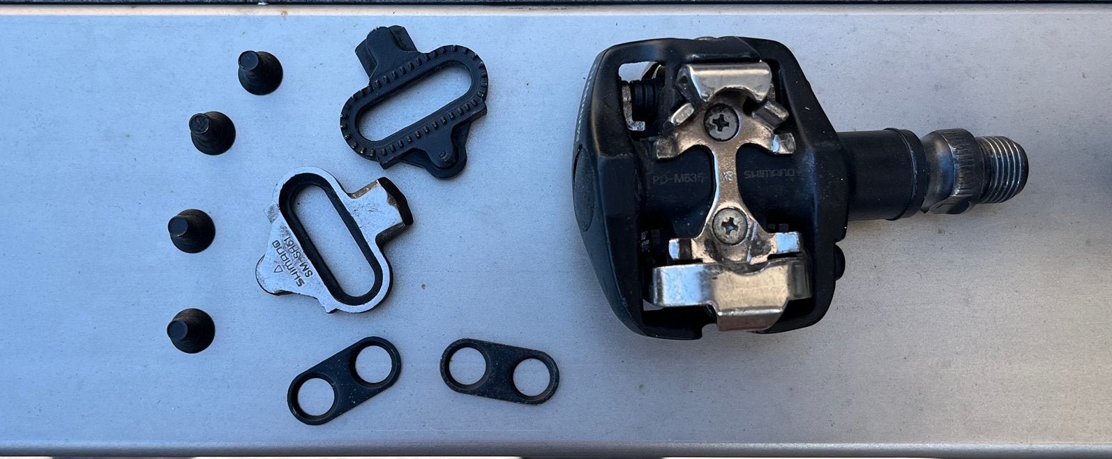 Shimano clipless pedalen ATB MTB mountainbike schoenplaatjes, Fietsen en Brommers, Fietsonderdelen, Ophalen of Verzenden, Zo goed als nieuw