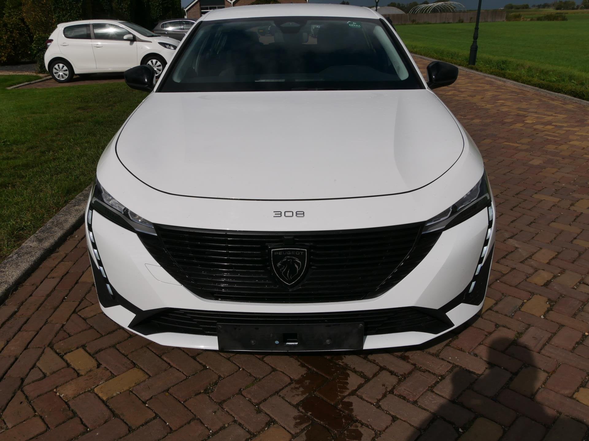 Peugeot 308 1.5 BlueHDi Active Pack Business 2022 * 8999 NET, Voorwielaandrijving, Stof, Zwart, 4 cilinders