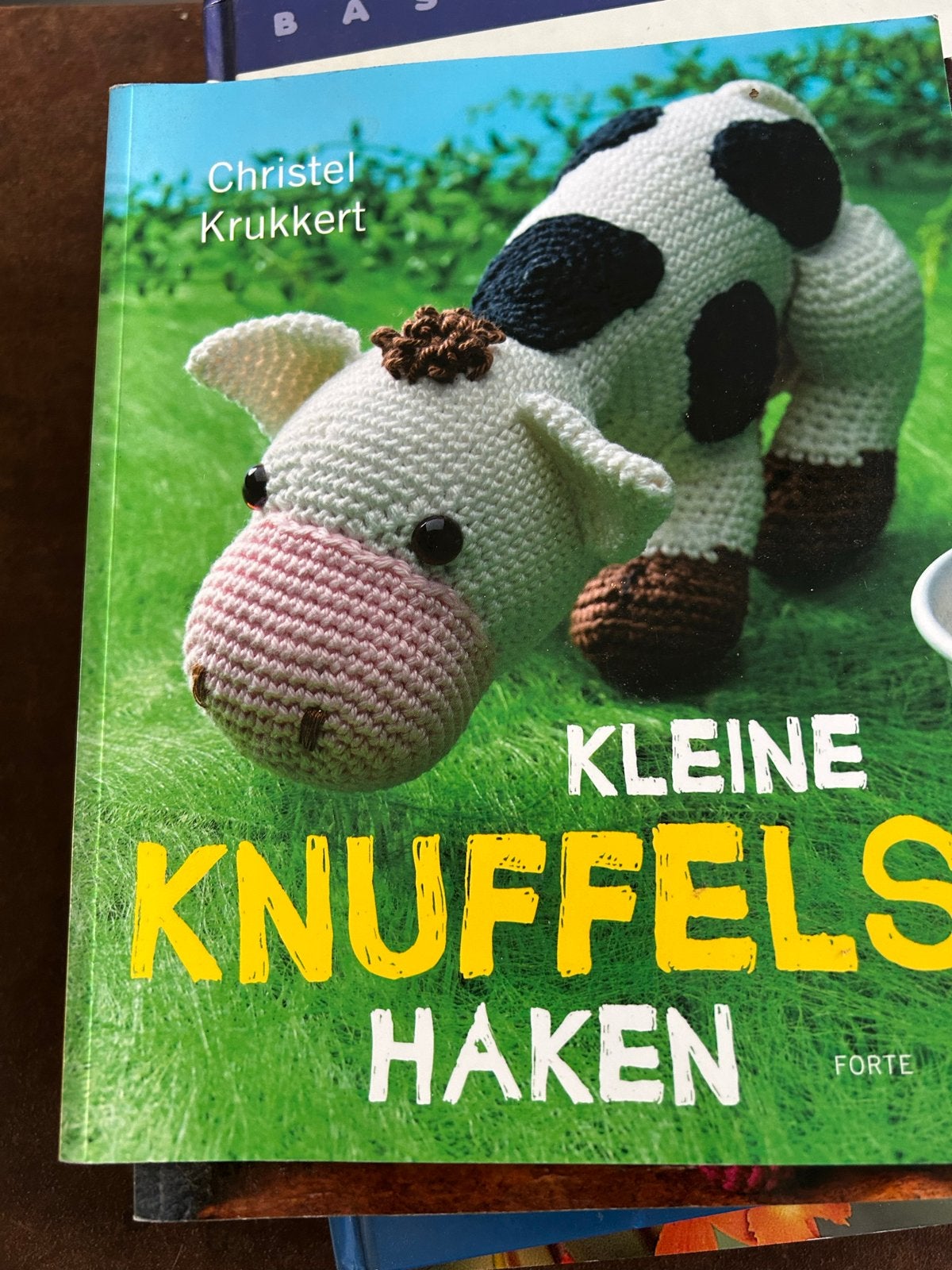 Haakboekje Kleine Knuffels Haken - Christel Krukkert, Hobby en Vrije tijd, Ophalen of Verzenden, Zo goed als nieuw, Haken, Patroon of Boek