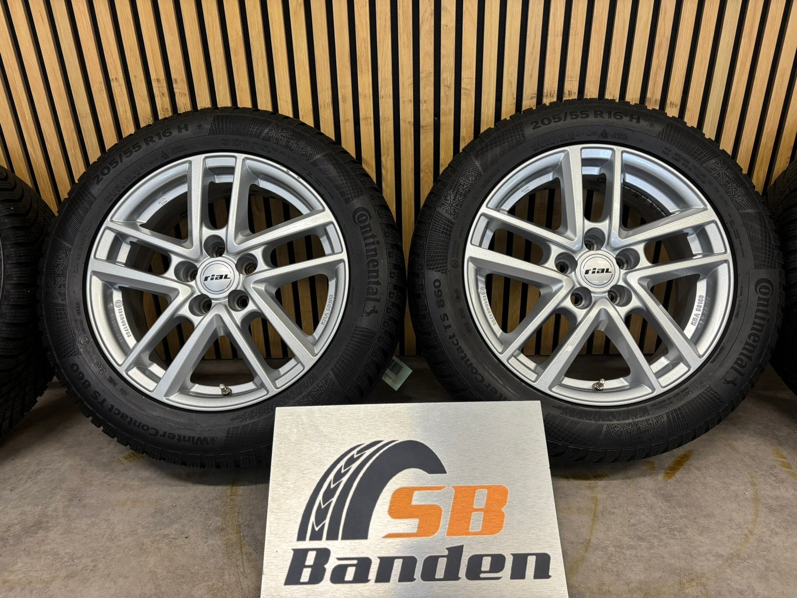 Skoda Scala 16 inch velgen met winterbanden. 5x100 6,5mm, Gebruikt, 16 inch, Banden en Velgen, Scala
