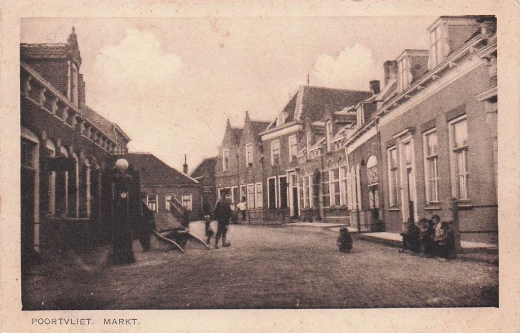 703-156-051 Poortvliet Markt, Verzamelen, Ansichtkaarten | Nederland, Verzenden, Voor 1920, Zeeland