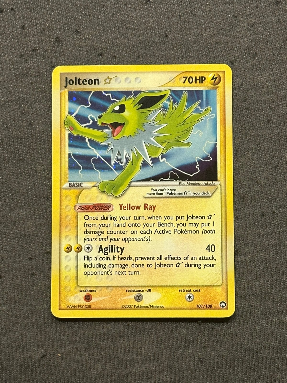 Jolteon Gold Star (#101), Ophalen of Verzenden, Zo goed als nieuw
