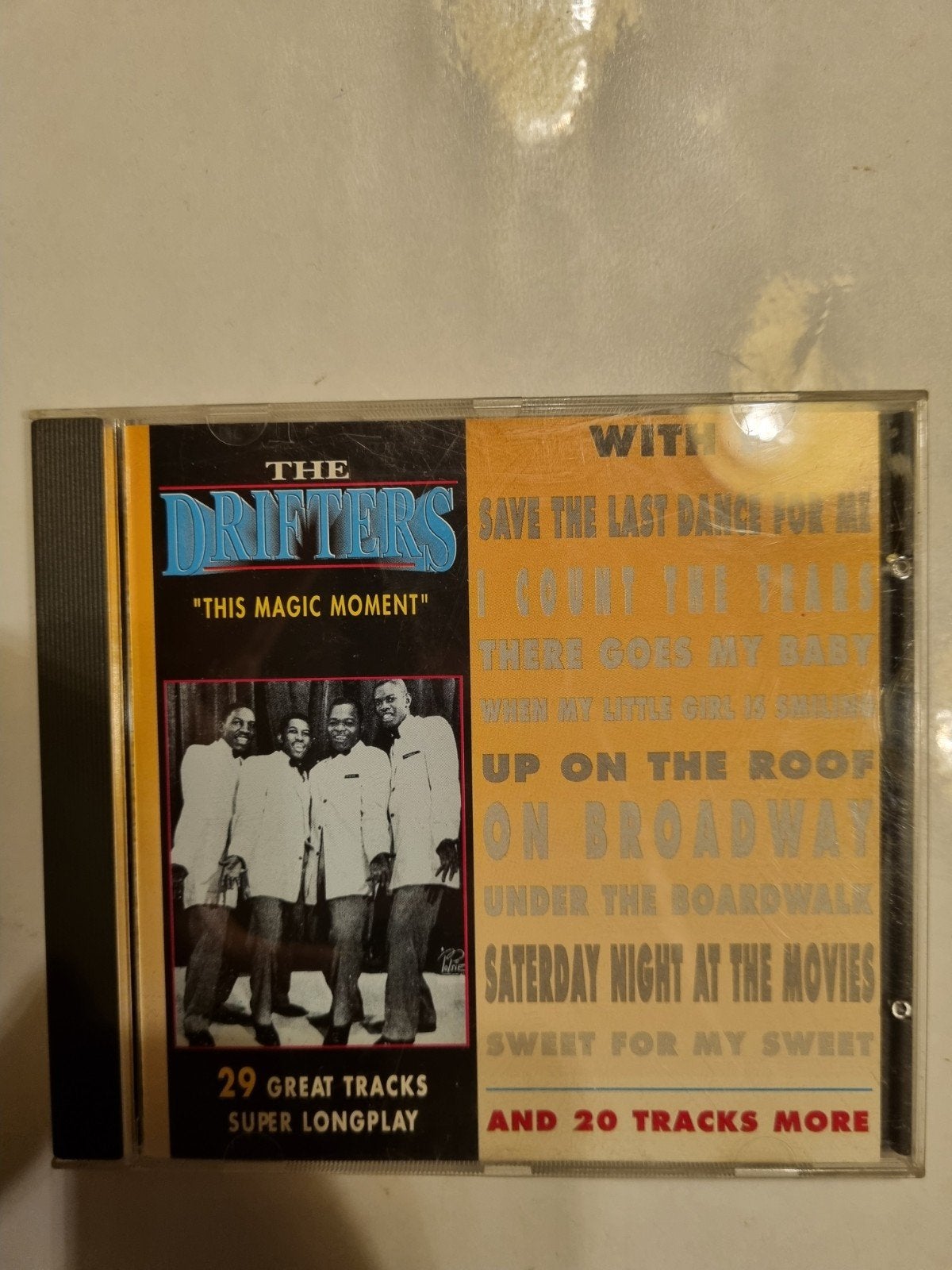 THE DRIFTERS - 5 cd's - vanaf 2.25€

Titels:
This magic mome, Ophalen of Verzenden, Gebruikt
