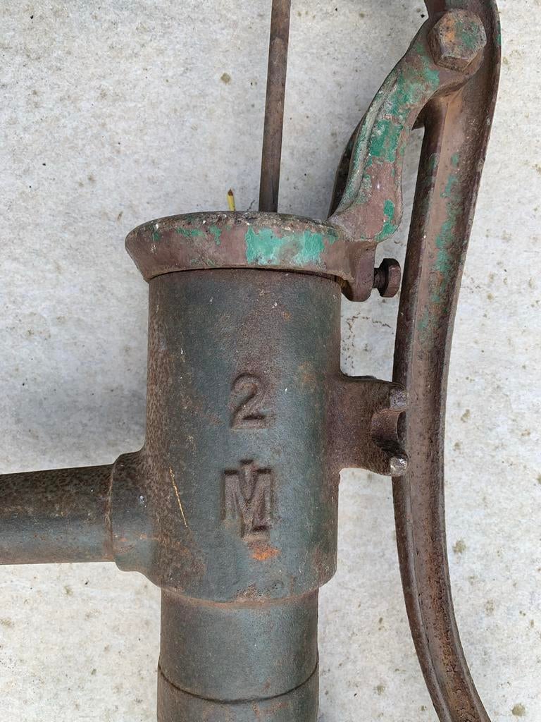 Antieke zwengel handpomp, Antiek en Kunst, Ophalen
