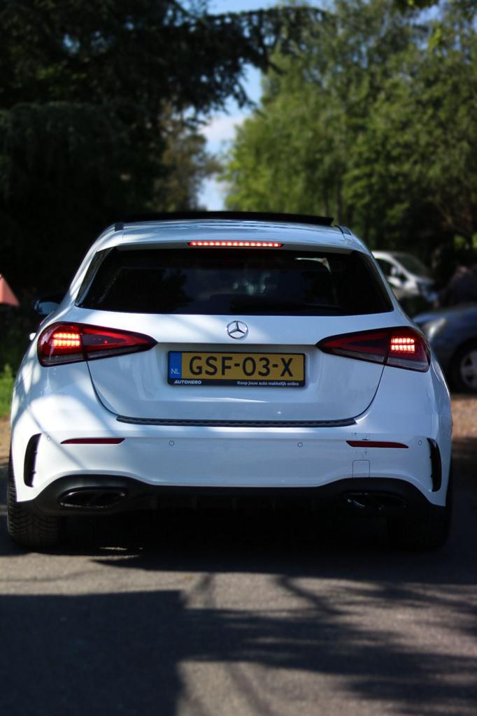 Mercedes-Benz A250 SPORT PRESTIGE | WIT | DEALER ONDERHOUDEN, Auto's, Mercedes-Benz, Zwart, Wit, Particulier, Geïmporteerd