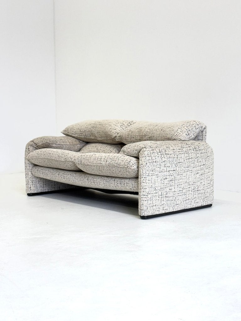 Cassina Maralunga bank Vico Magistretti gebroken wit, Gebruikt, -, -, 150 tot 200 cm