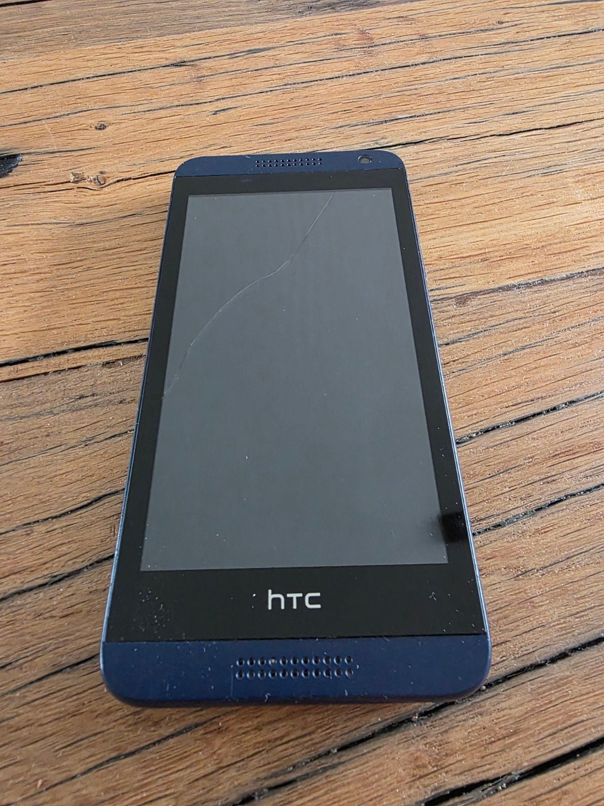 HTC Desire 610 Android telefoon - Gebruikt met barst scherm, Telecommunicatie, Mobiele telefoons | HTC, Ophalen, HTC