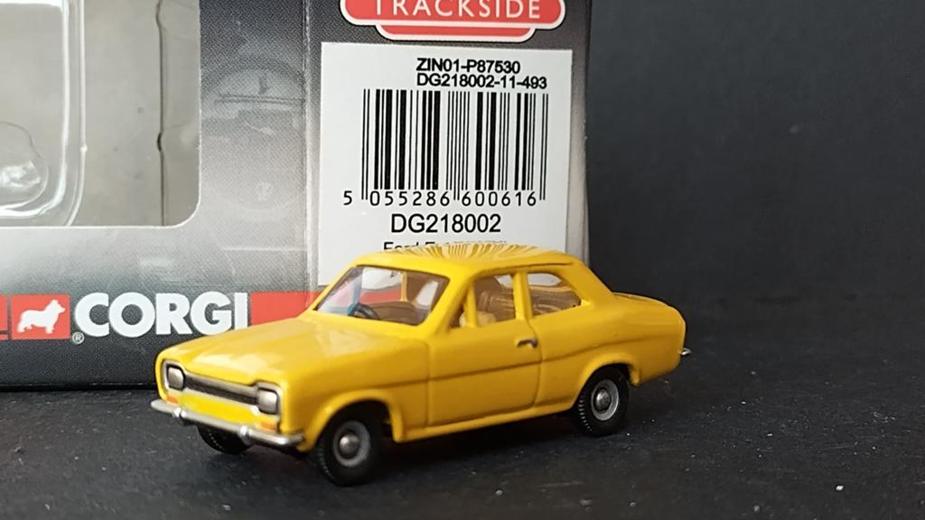 Ford Escort Mk1 1:76 Corgi Trackside Pol, Hobby en Vrije tijd, Modelauto's | Overige schalen, Nieuw, Auto, Verzenden
