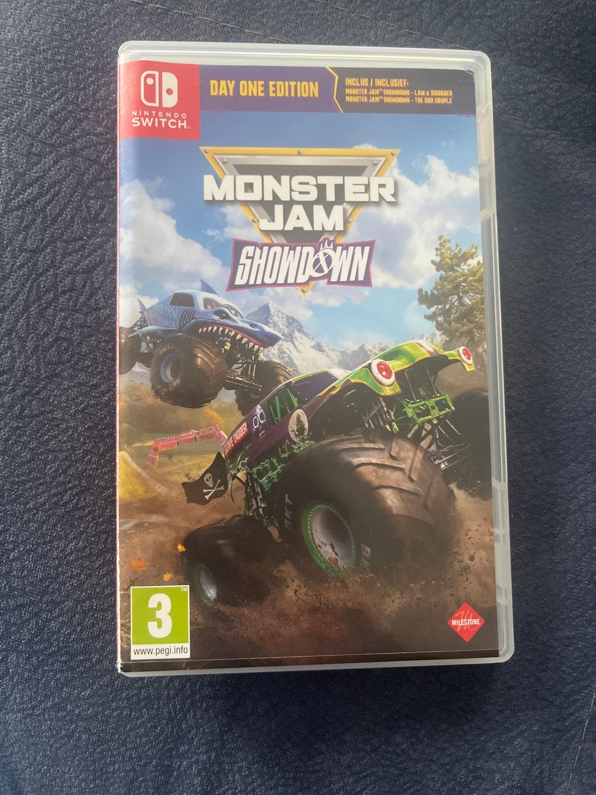 Monster Jam Showdown Nintendo Switch - Day One Edition, Ophalen of Verzenden, Zo goed als nieuw, Met games