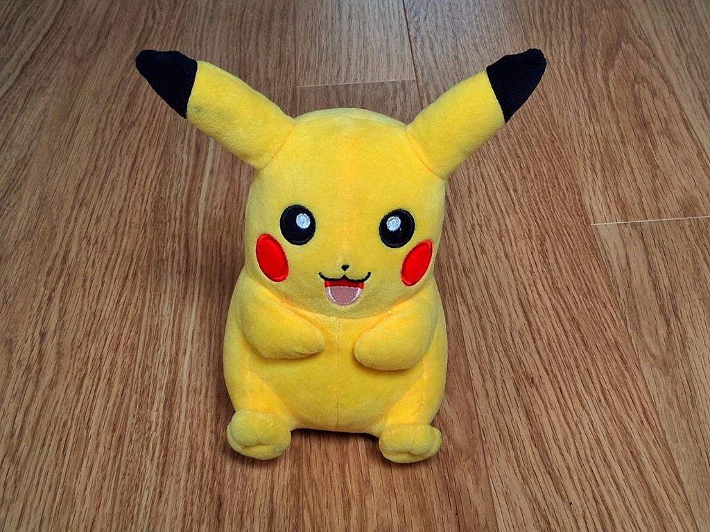 Pikachu met tas, Verzamelen, Overige Verzamelen, Zo goed als nieuw, Ophalen