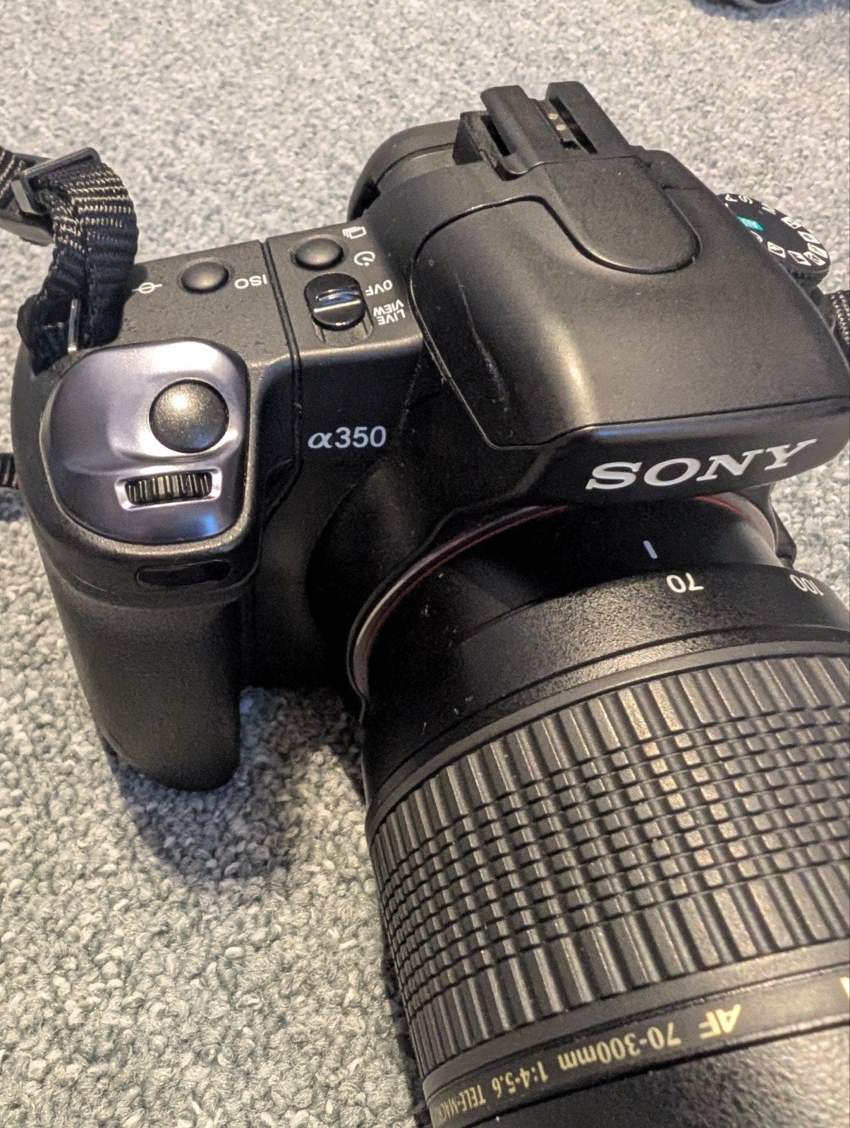 Sony Alpha A350 DSLR met Tamron 70-300mm en 18-70mm lens, Audio, Tv en Foto, Fotocamera's Digitaal, Gebruikt, Spiegelreflex, Ingebouwde flitser
